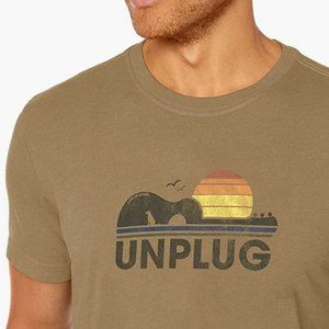 Life is Good Men’s Unplug Olive Green Shirt Size Medium